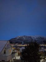 Spacious Tromsø House, 3 Bedrooms, 5min City Center, Parking - B&B Tromsø