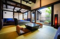 Habitación Familiar con baño privado