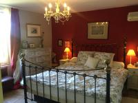 Deluxe Double Room with Shower