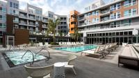 Luxury Hotel style 2 bedroom Pool Gym Parking - Chambres d'hôtes Los Angeles