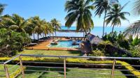 Luxury Beachfront Apt with Pool - B&B Cap Malheureux