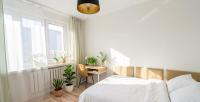 Apartament Granatowy Chill - Bed and Breakfast Łódź