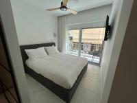 White Line Suite - Chambres d’hôtes Agrínio