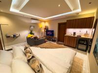 خصومات أسبوعية و شهرية - مطبخ - انترنت مجاني - مكتب عمل - Ferienwohnung Riad