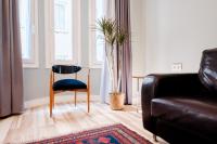 City-Center Urban Flat with Private Balcony - Chambres d'hôtes Istanbul