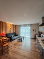 Studio mit Bergblick