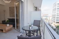 Piraeus Port View - Bed and Breakfast Piraeus