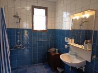 Chambre Triple avec Salle de Bains Commune
