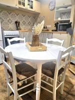 La petite maison dans la bastide - B&B Carcassonne