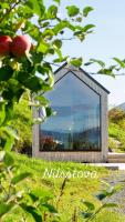 Cabin in the orchard - Bed and Breakfast Sandane