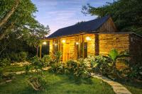 Happy House by the Mountain - B&B Nguyên Ngoại