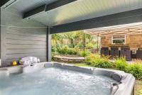 Hot Tub & Furry Friends Nithen Lodge Buxton - Chambres d'hôtes Buxton