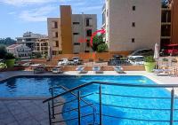 Petrovac 5 Min to Beach, Heated Pool, Balcony, 2008 Built - B&B Petrovac na Moru