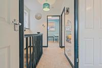 Modern Stay in Nuneaton with Free Parking - B&B Stockingford