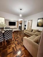 Apartamento 1 quadra do mar Centro - Bed and Breakfast Tramandaí