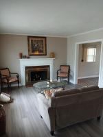 Cozy-Centrally Located HOUSE - B&B Kansas City
