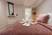 Doux Pavillon - Sauna - Jacuzzi - B&B Tassin-la-Demi-Lune