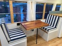 UNIQUE & LUXURIOUS Skoolie - Central Location - Chambres d’hôtes Houston