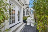 Entire NEW Cozy and Modern 2-storey HOUSE - B&B Vancouver