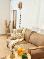 PZ-Ōimazato Entire 3 bedroom 9 people 2 minutes to station 2 bathrooms Free parking New Nordic building - B&B Osaka