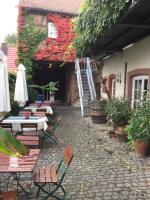 Alter Winzerhof Weisenheim am Berg e.K. - B&B Weisenheim am Berg