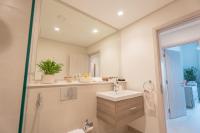 Premium 2BR Stay Yas Golf Collection Yas Island - Bed and Breakfast Abu Dhabi