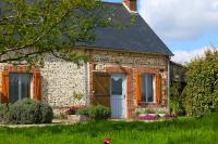 Maison Mayjune Cottage - Bed and Breakfast Irai