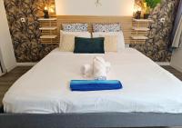 LE CONCORDE-WIFI-Clim-Parking-3étoiles-OcKeys - B&B Bram