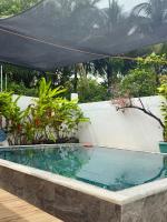 Thani's Little Cabin Rental - Native Room - B&B Caibiran
