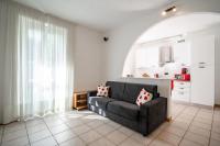 Dolce Teresa Apartment - Bed and Breakfast Mandello del Lario