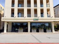 Stylish 1BR Desert Retreat with Pool & Parking CB1-12-RA1-507-1br - Bed and Breakfast Sharjah