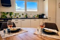 Modernes 3-Schlafzimmer-Apartment mit Terrasse nahe Messe Friedrichshafen & Bodensee - Chambres d'hôtes Meckenbeuren
