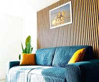 Walk to lighthouse, beach, town and garage option - B&B Calais