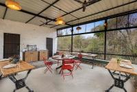 Alaya Stays Hobbit Woods 4-BHK Pet-Friendly Villa with Gazebo and Terrace - Chambres d'hôtes Halgūr