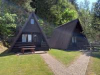 Domki letniskowe pod Zamkiem - B&B Szczytna