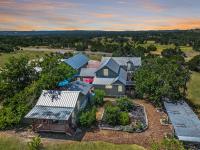 Swing On Inn- Rockin Boots Cottage - B&B Dripping Springs