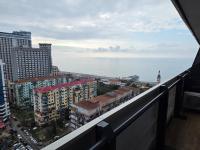 One-Bedroom Apartment with Sea View and Balcony