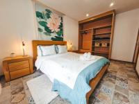 Modern 2-Bedroom Apartment in the Heart of Braga - Ferienwohnung Braga