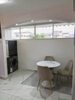 Kennedy Suite acogedora, cerca de la Clínica y Centros Comerciales - Guayaquil - - B&B Guayaquil