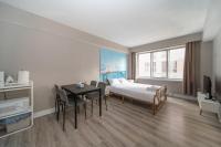 Studio In DT, two beds, 5 minutes to metro station - B&B Montréal