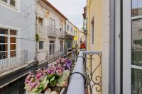 Carmo's Residence Art Apartments 1, By Home Match - Ferienwohnung Setúbal