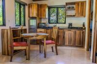 Colibrí Casitas - B&B Ojochal