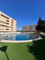 Apartamento completo en Santa Pola cerca de la playa, con piscina y parking - B&B Santa Pola