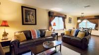 Spacious River Ranch Private COTTAGE with private porch! 401 - Ferienwohnung River Ranch
