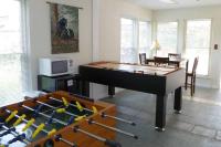 Cozy Escape w Balcony Mtn Views & Resort Perks - B&B Gatlinburg