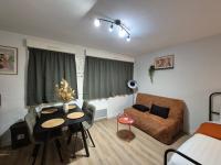 Quai 86 - Gare, parking privatif, Netflix, Fibre - Chambres d'hôtes Poitiers