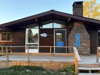 Modern Cozy Lake Escape with Beach Access and Fire Pit - Ferienwohnung Lexington