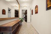 Condado Modern Haven, 3-Bedroom Beach Escape - Bed and Breakfast San Juan