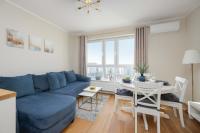 Bright Apartment with 2 Bedrooms and Air Conditioning by Noclegi Renters - B&B Warsaw