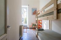 C44 Historic stairway Authentic charming apartment with aircon in historic building up to 6ppl Newly renovated - B&B La Spezia